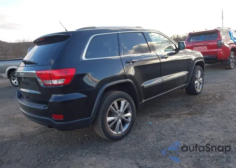 2013 Jeep Grand Cherokee Laredo z USA, uszkodzony, nr VIN 1C4RJFAG8DC529302